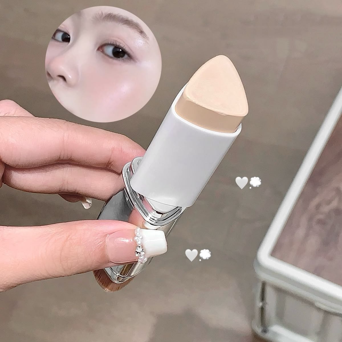 Kakashow 2-in-1 Foundation Stick With Built-in Brush